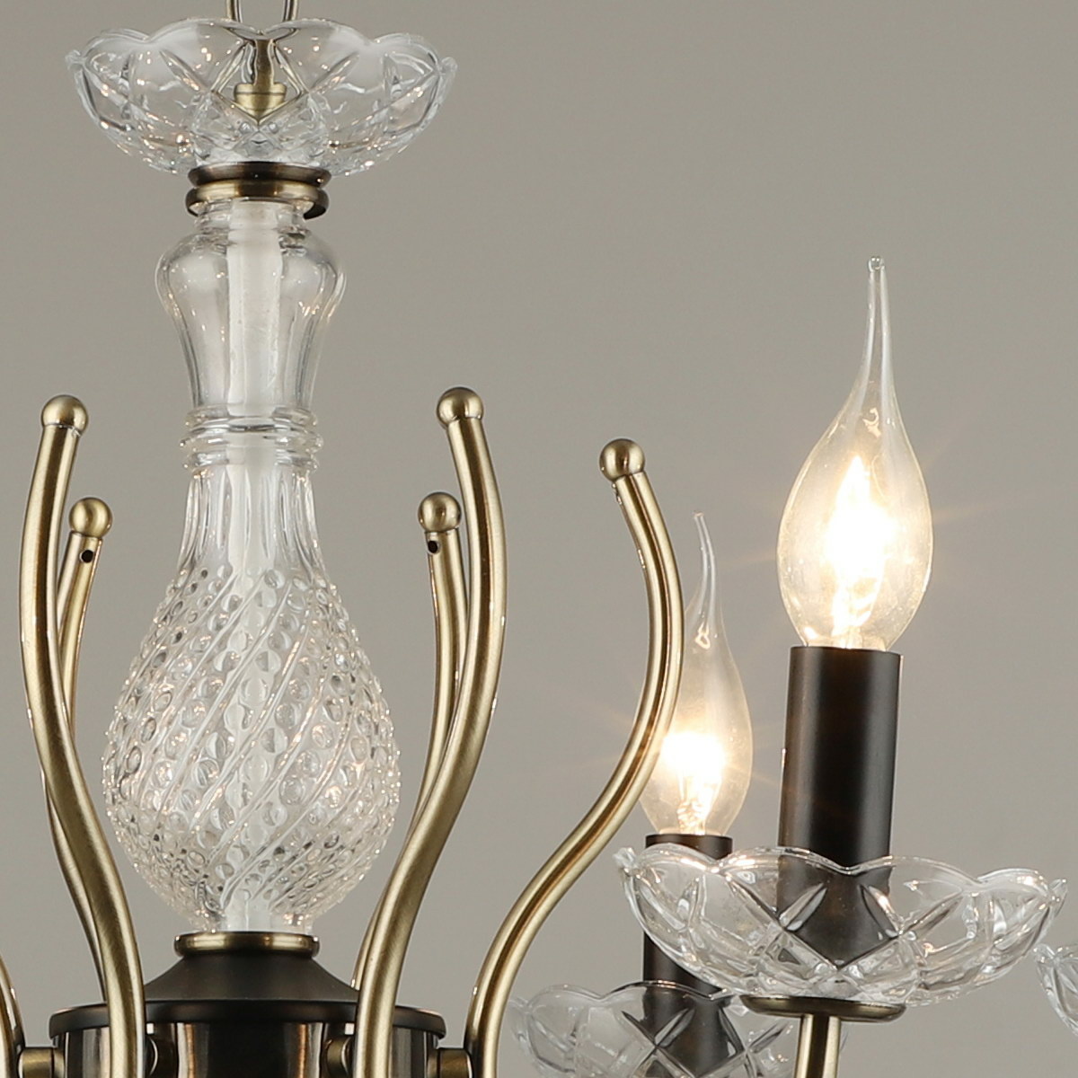 Подвесная люстра Reluce 03805-0.4-06 AB+BK