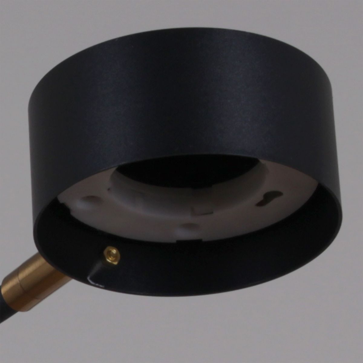 Люстра на штанге Reluce 06660-0.3-06 BK+COP GX53