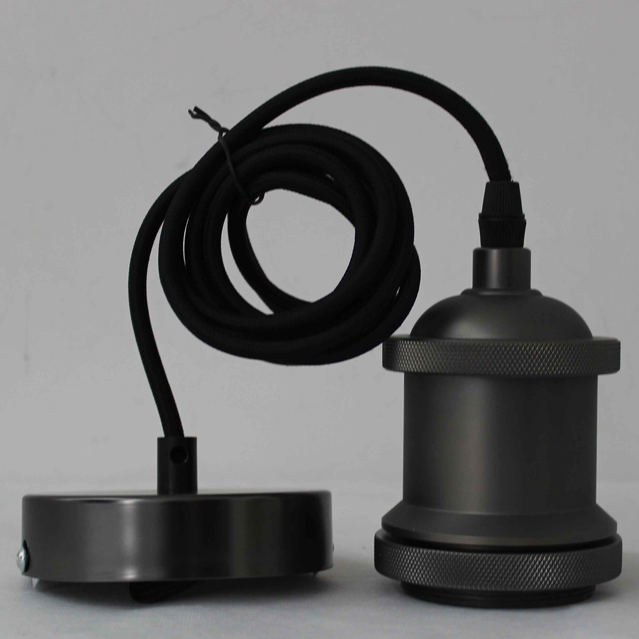 Ретро патрон с подвесом E40 Черный Sun Lumen 056-700