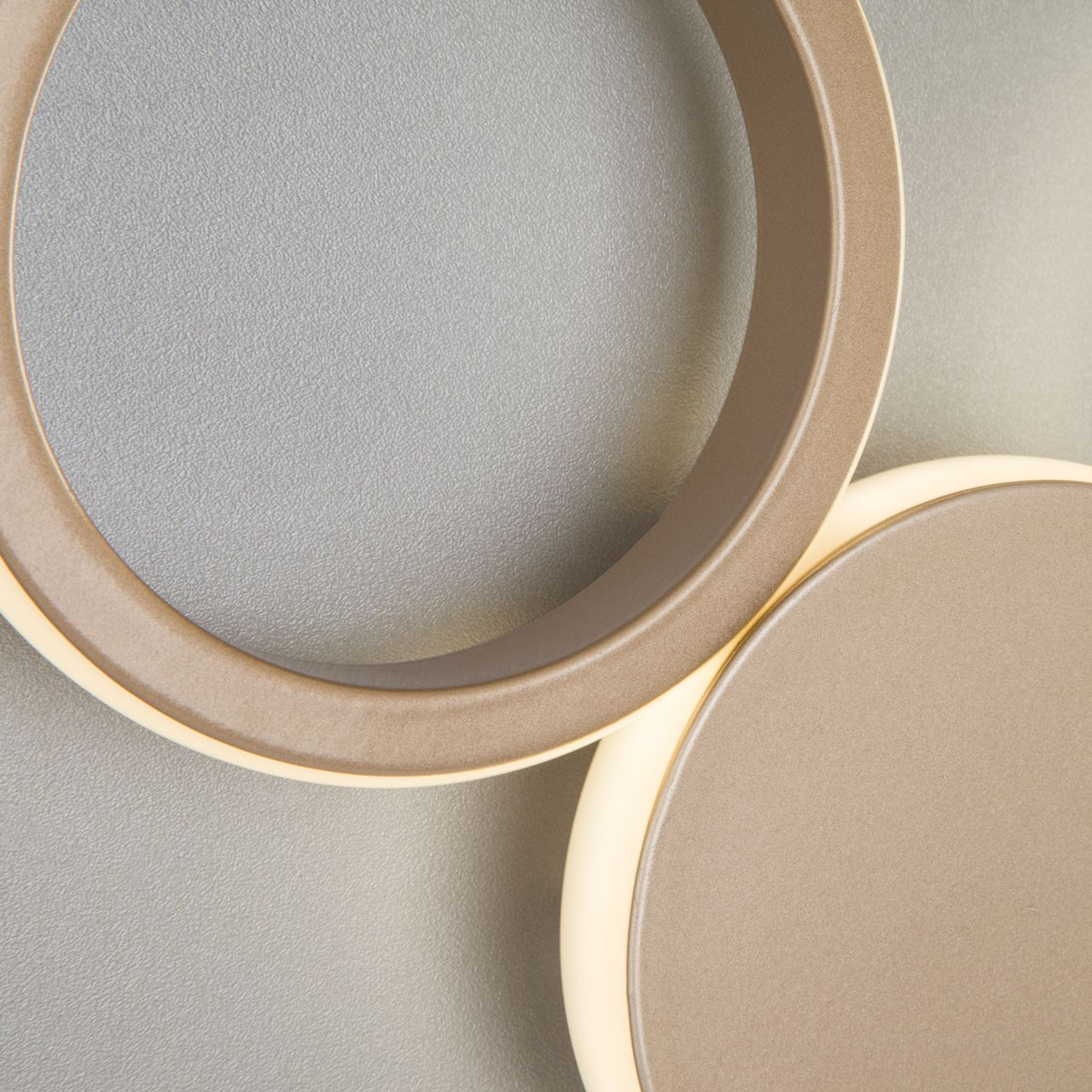 Настенный светодиодный светильник Eurosvet Rings 40141/1 LED золото