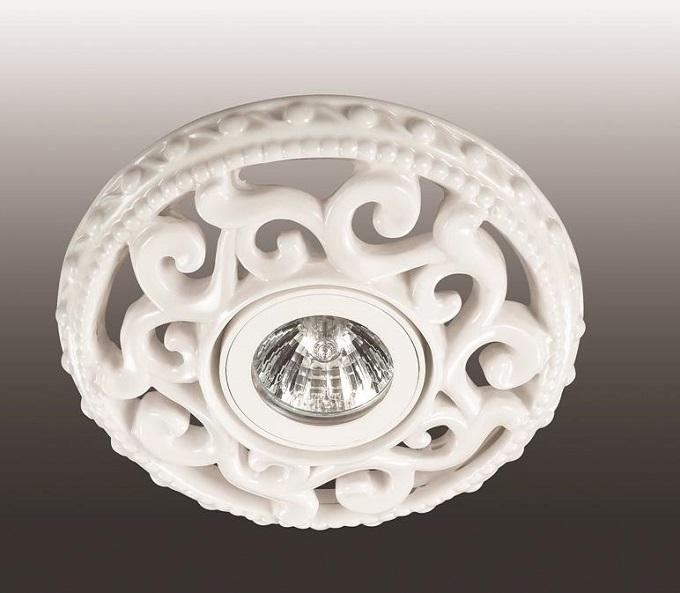 Встраиваемый светильник Novotech OLA 370196