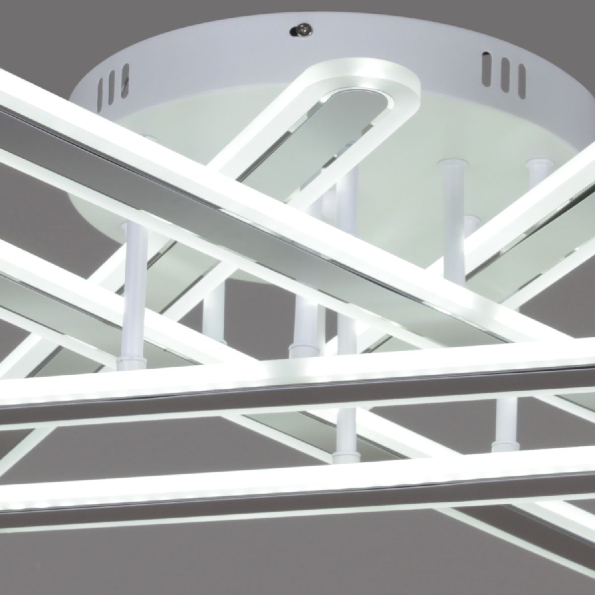 Потолочная люстра Reluce 73030-0.3-06