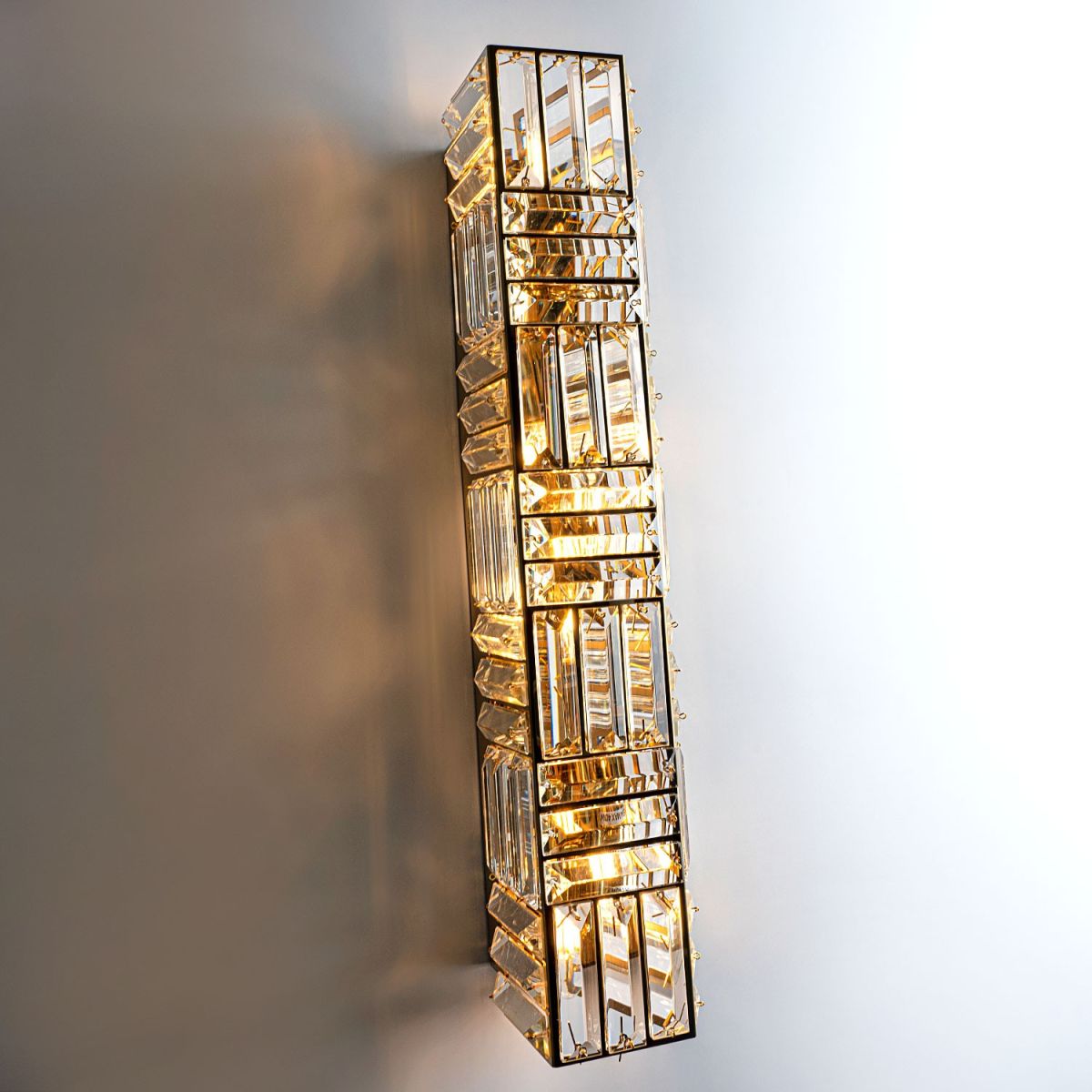 Настенный светильник Modelux ML.556.04 GD