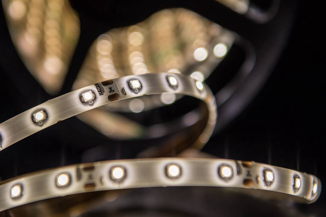 Светодиодная лента SWG SWG360-12-4.8-WW-65 000048