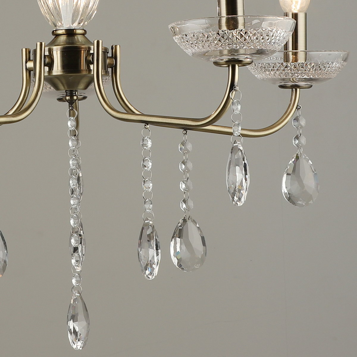 Подвесная люстра Reluce 03807-0.4-05 AB