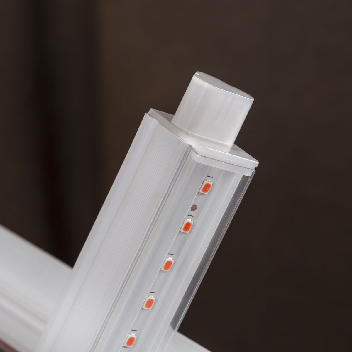 Светильник для растений ЭРА FITO-14W-T5-Ra90 Б0049312 УЦ