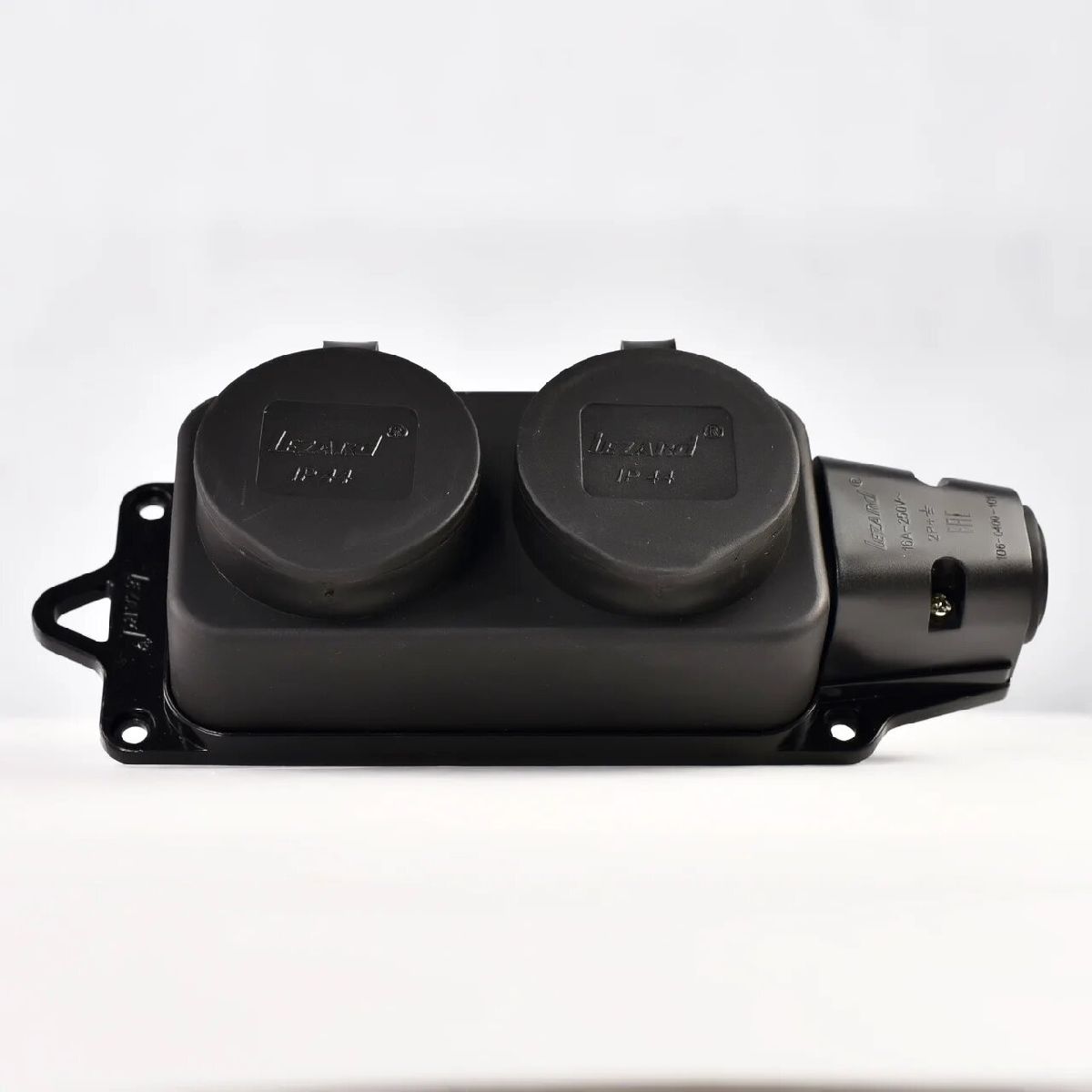 Розетка наружная двойная с заглушками Lezard Каучук 106-0400-0110/110