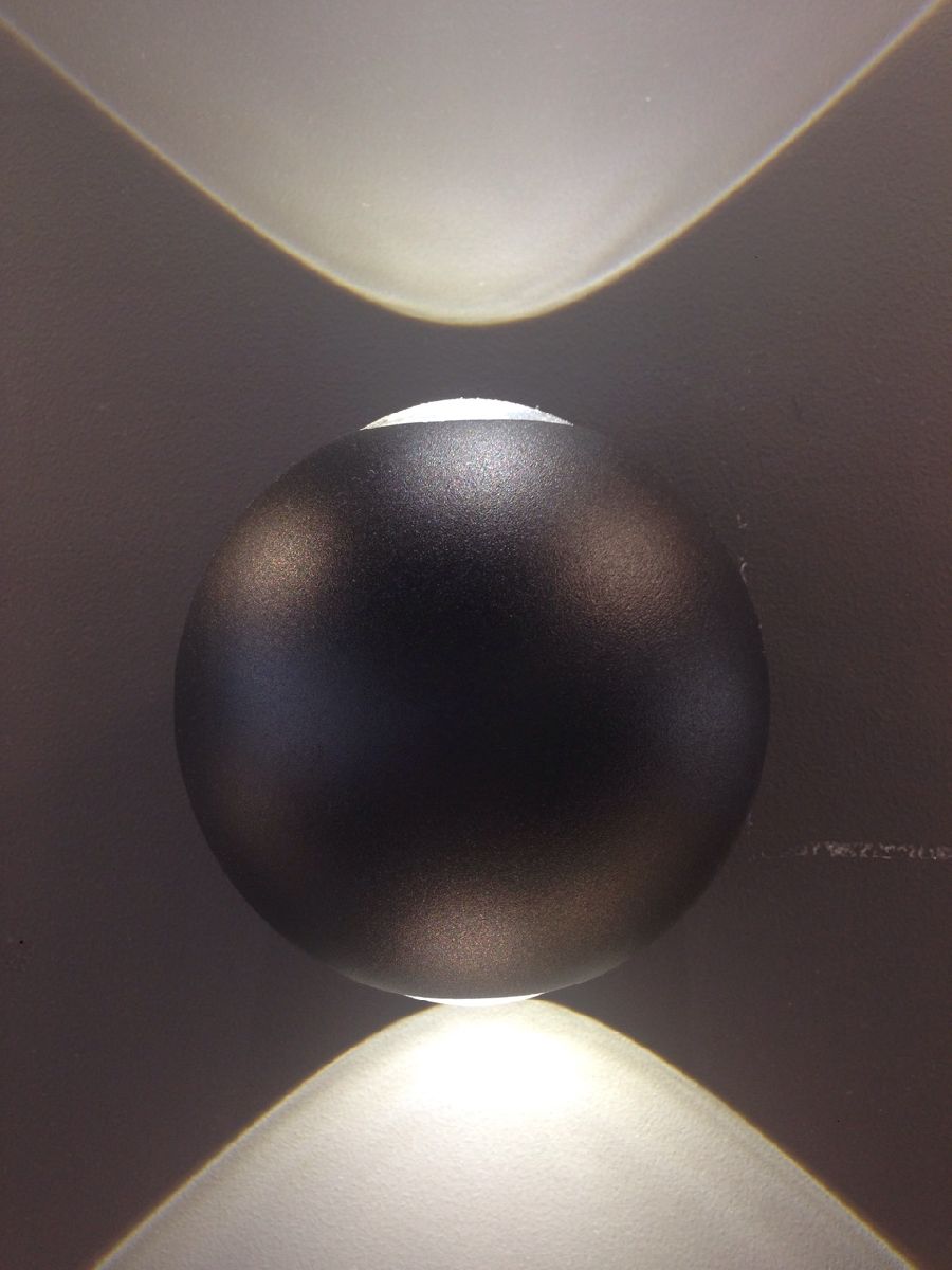 Уличный настенный светильник Elvan GW-161A/2-6W-WW-Bk