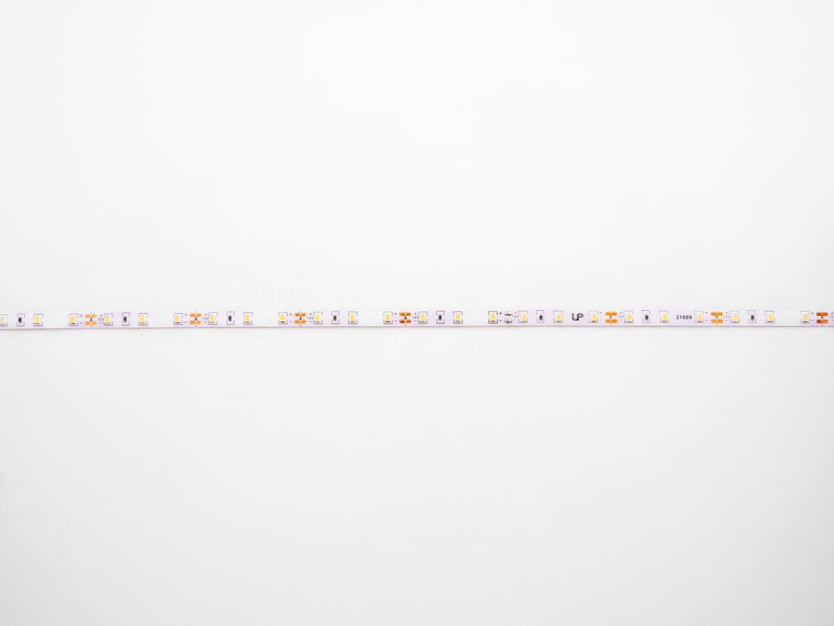 Светодиодная лента LEDS POWER 2835 60/м (4,8Вт/м) 12В нейтральная 002194