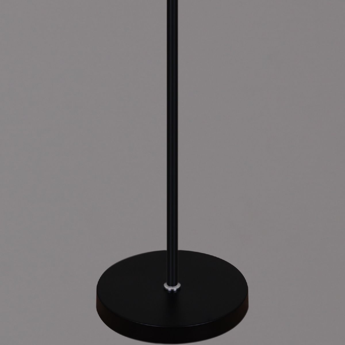 Торшер черный Reluce 03338-0.6-01 BK