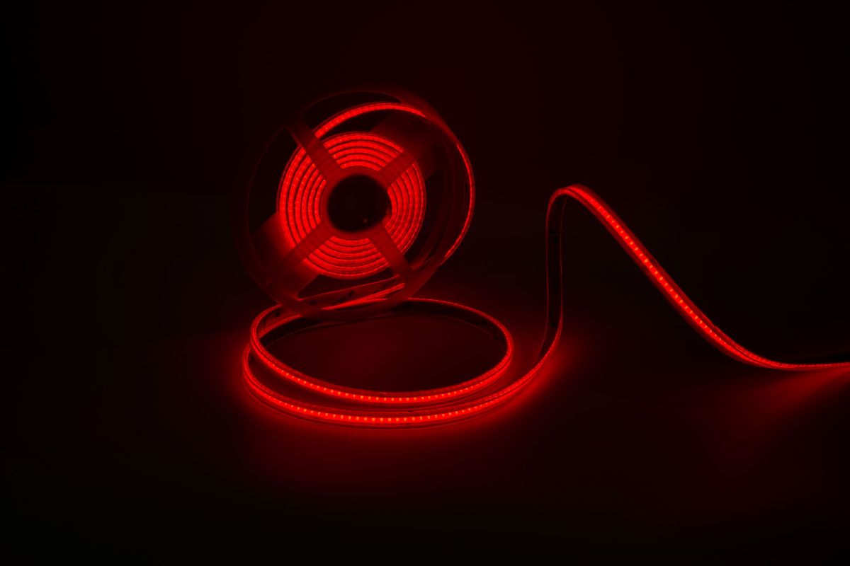 Влагозащищенная светодиодная лента Fiberli 480S-RGB-67 24В 9,6Вт/м RGB IP67 12840104