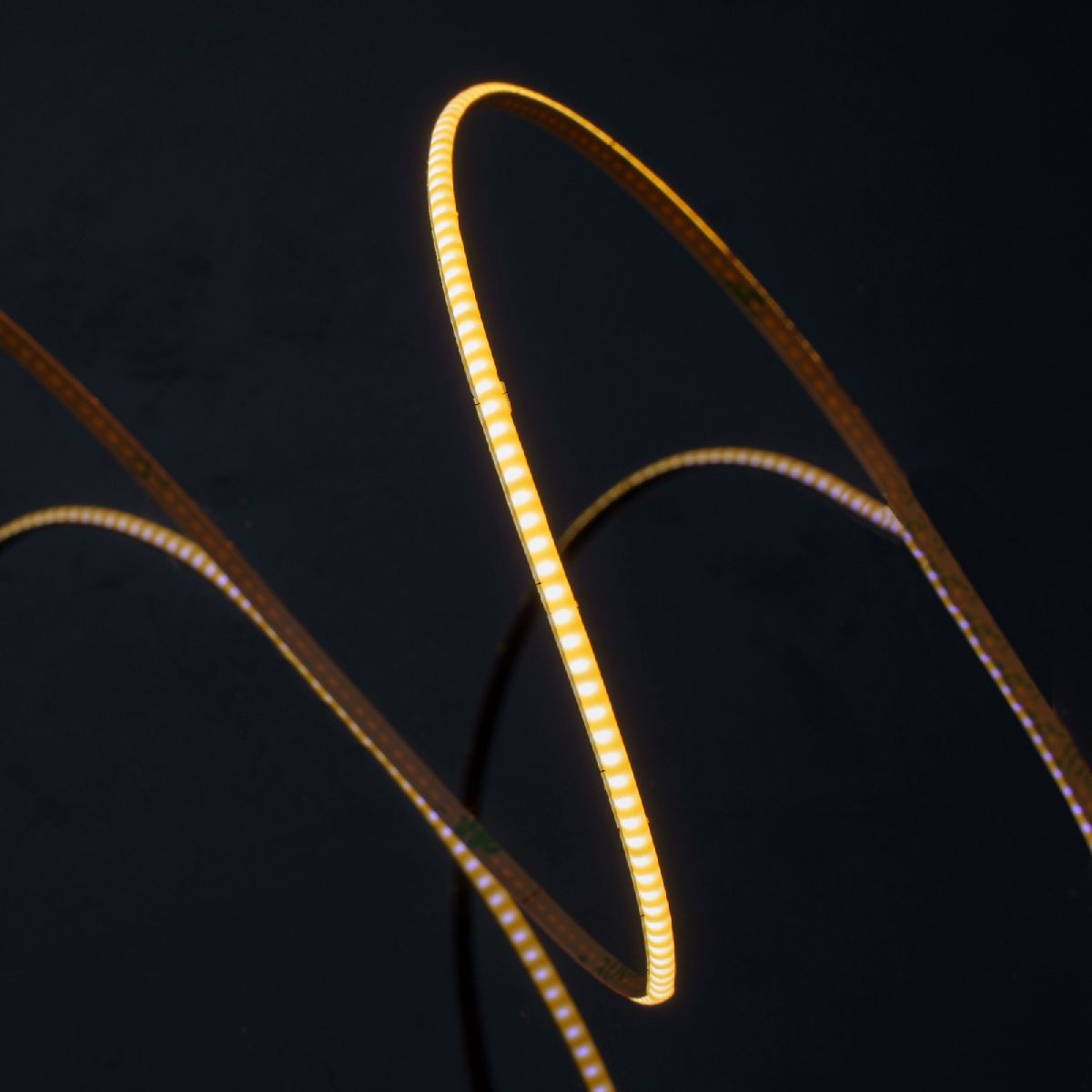 Светодиодная лента SWG SWG-COB400-24-4.8-WW 24В 4,8Вт/м 3000-3500K 5м IP20 014867