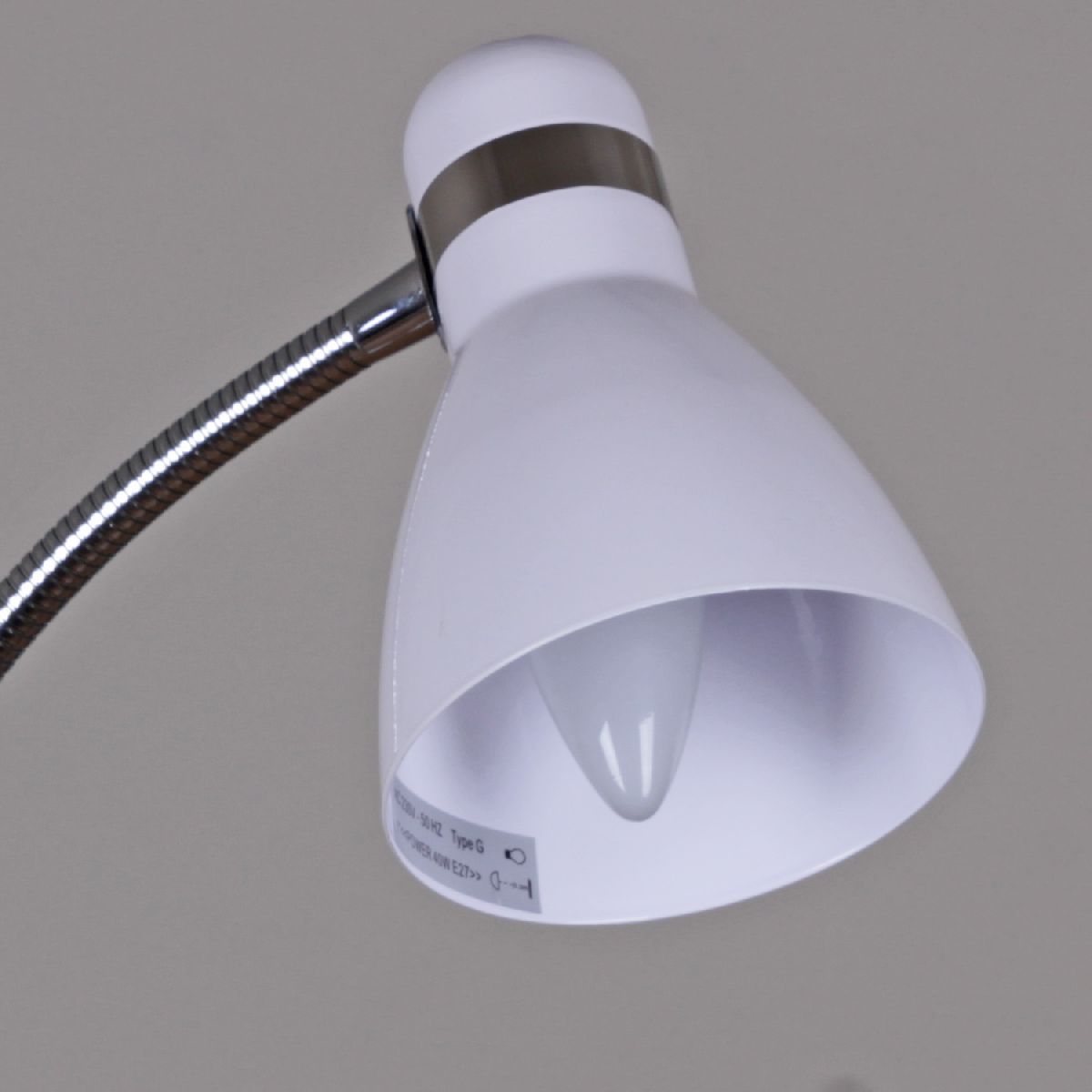 Торшер Reluce 03714-0.6-01 WH