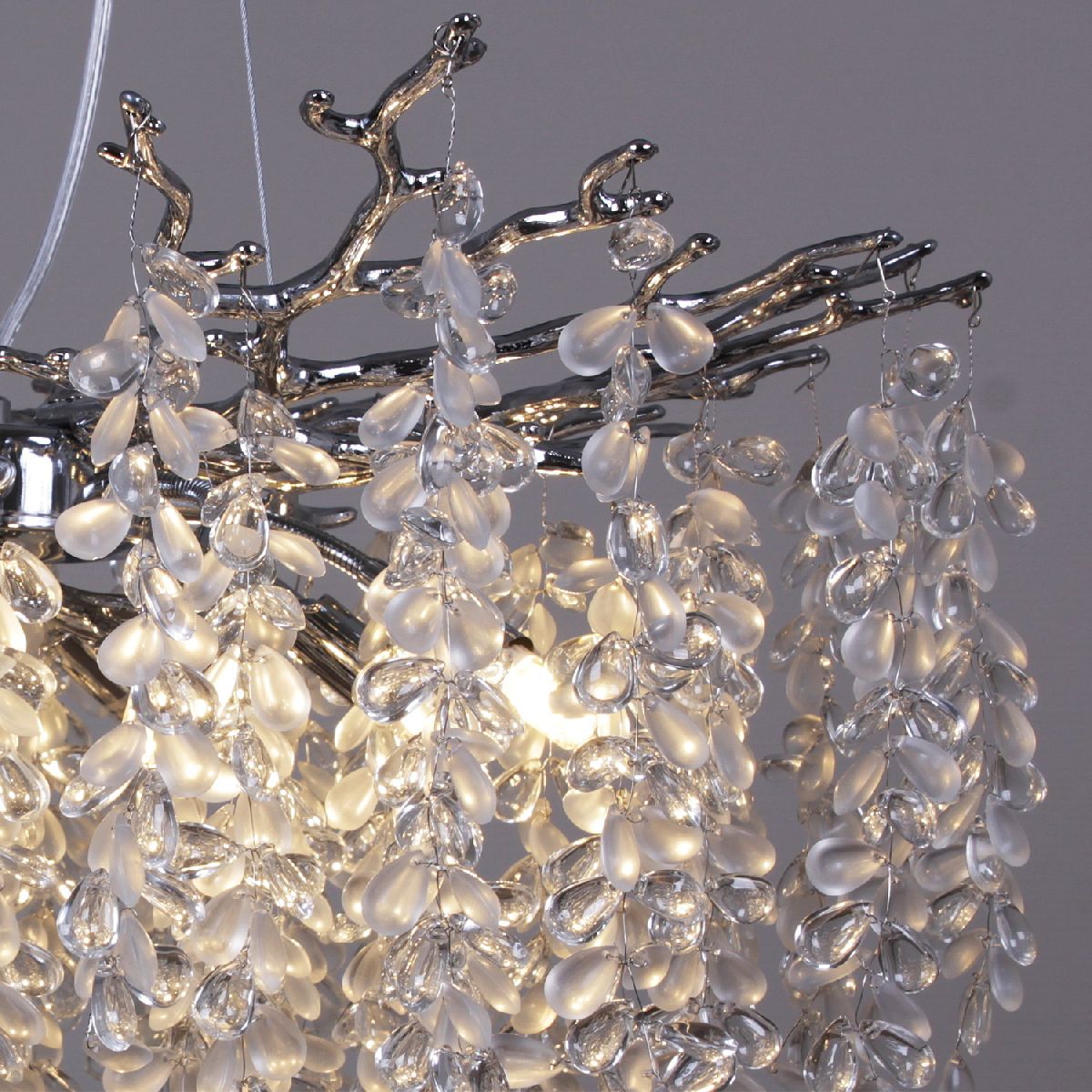 Подвесная люстра Reluce 33088-3.4-08