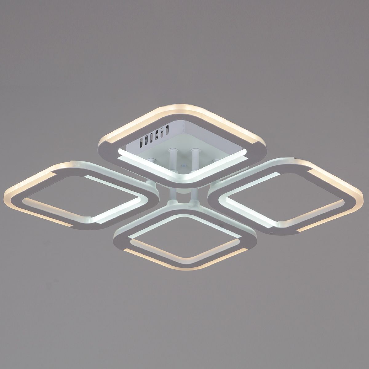 Потолочная люстра Reluce 09821-3.3-04 WH