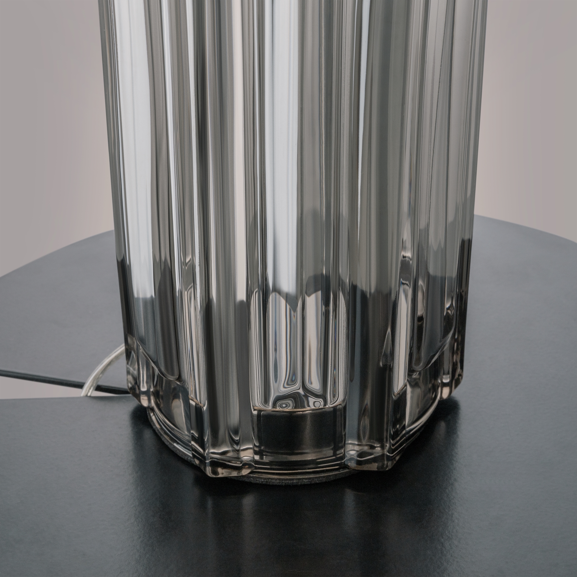 Настольная лампа Maytoni Muse MOD304TL-01GR в Москве