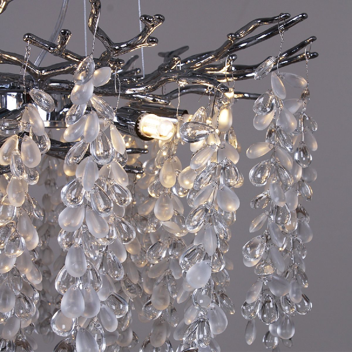 Подвесная люстра Reluce 33088-3.4-06