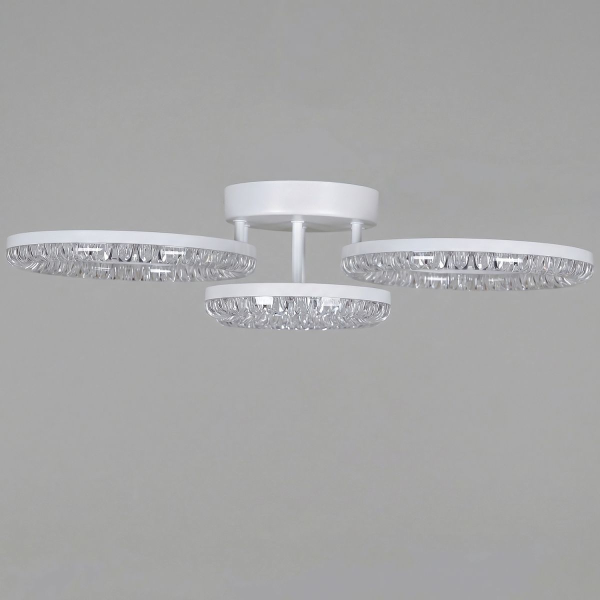 Потолочный светильник Reluce 19847-0.3-04D WH