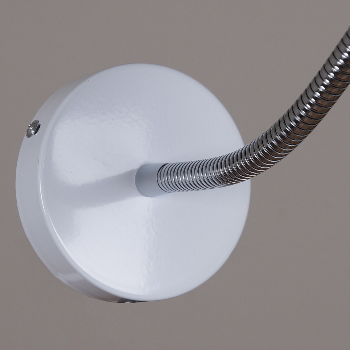 Гибкое бра Reluce 04001-0.2-01 WH