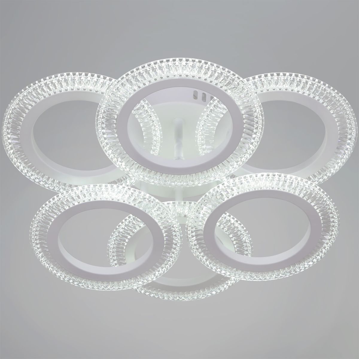 Потолочная люстра Reluce 09837-0.3-3+3 WH