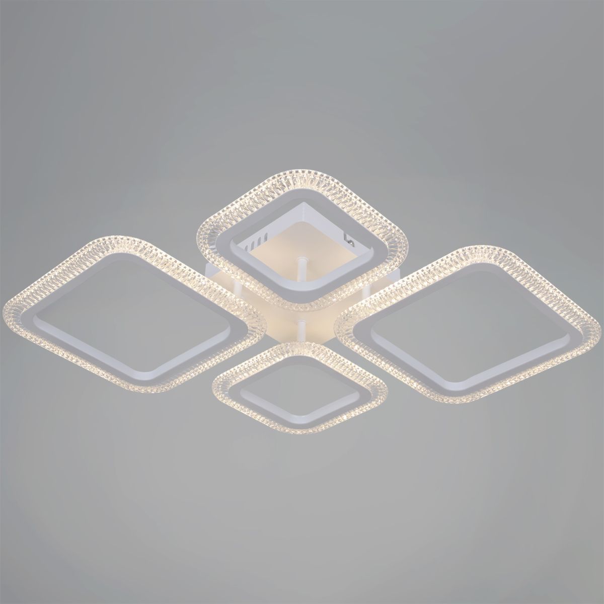 Потолочная люстра Reluce 09838-0.3-2+2 WH