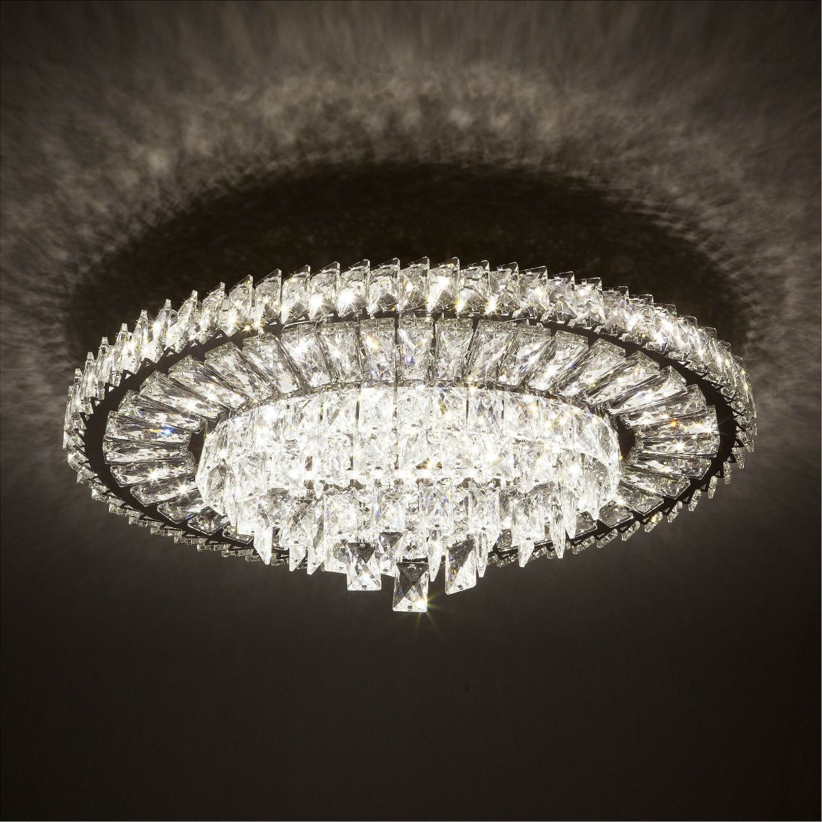 Потолочная люстра LED4U L035-600