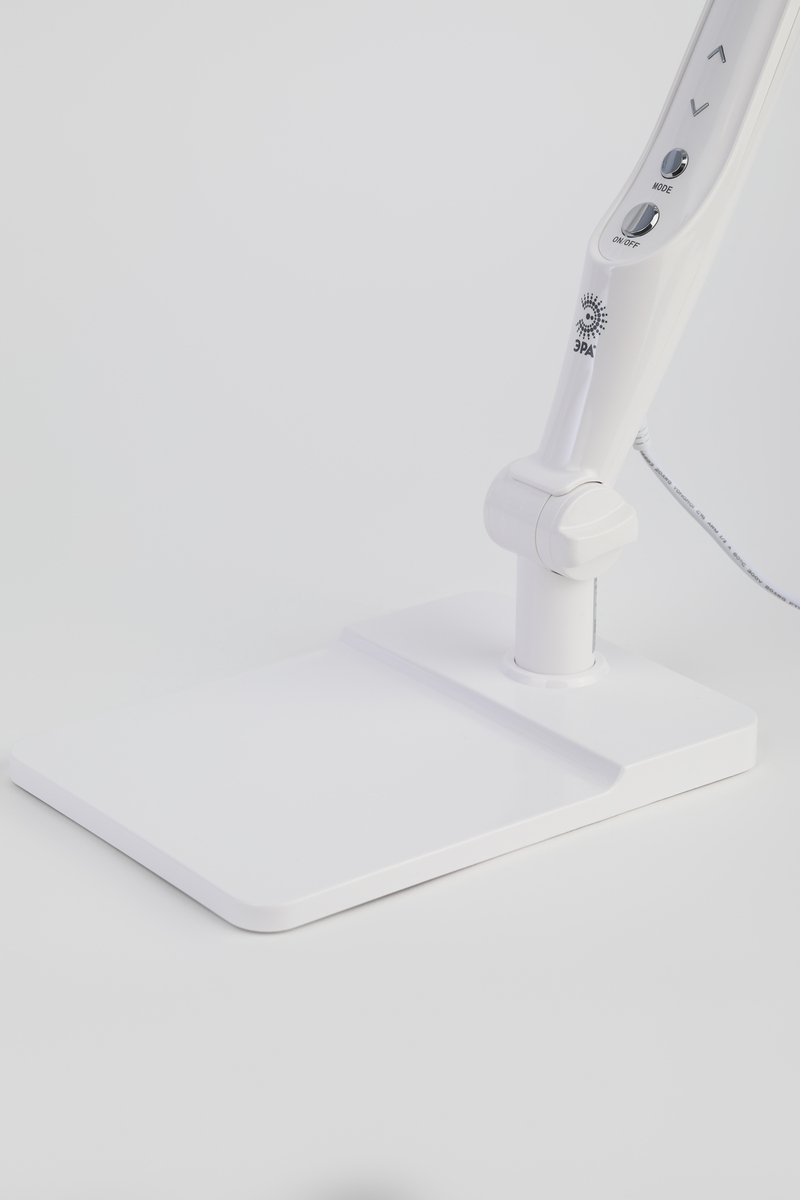 Настольная лампа Эра NLED-497-12W-W Б0052770