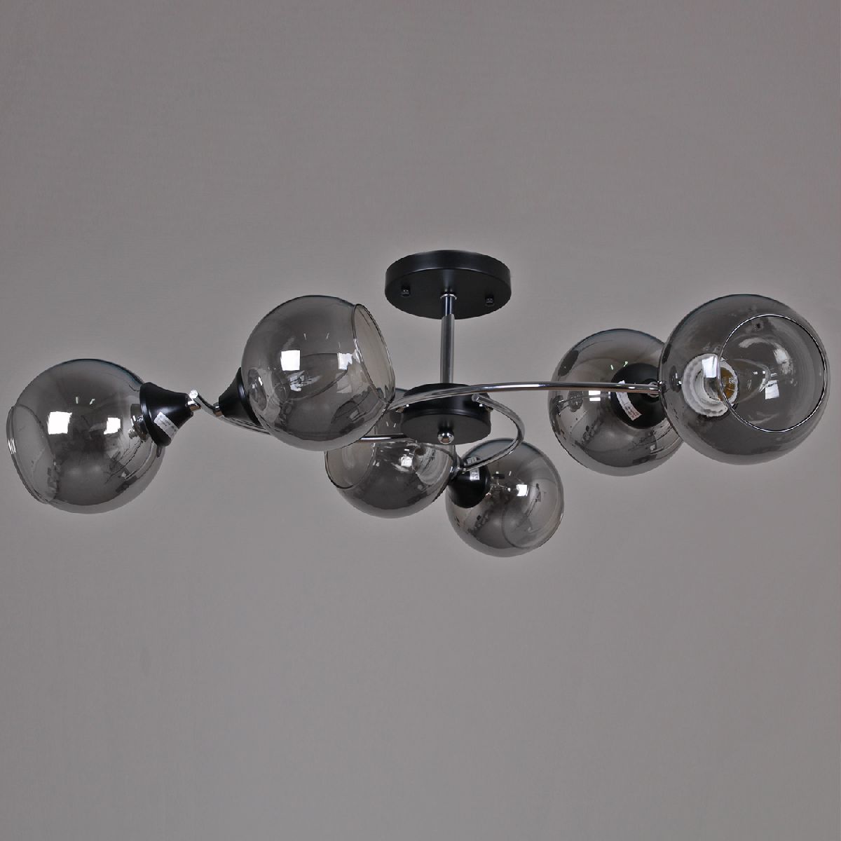 Люстра на штанге Reluce 02288-0.3-06 BK+CH