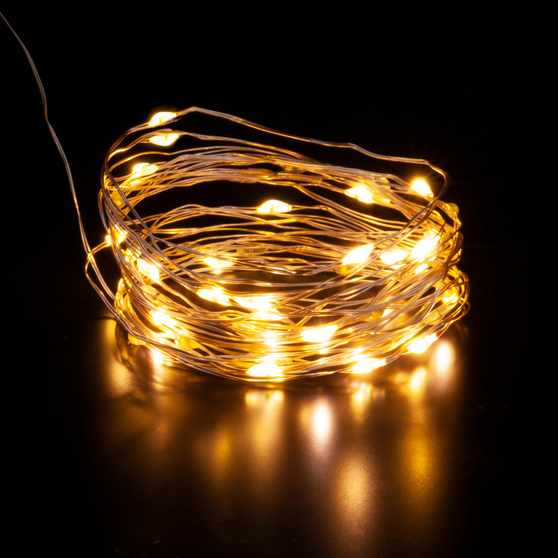 Гирлянда нить Eurosvet 400-008 теплый белый 10м IP20