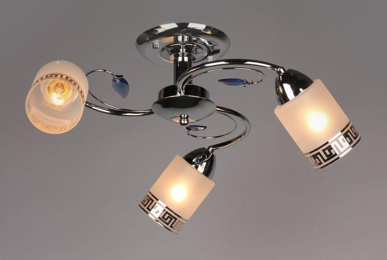 Потолочная люстра Omnilux OML-36807-03