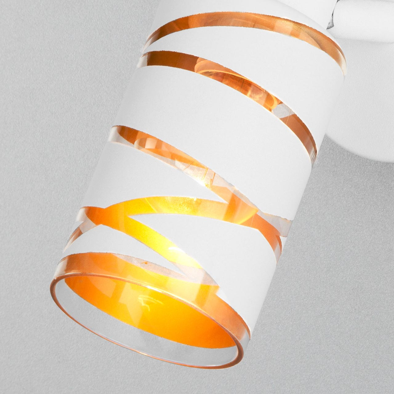 Спот Eurosvet Flute 20085/1 белый