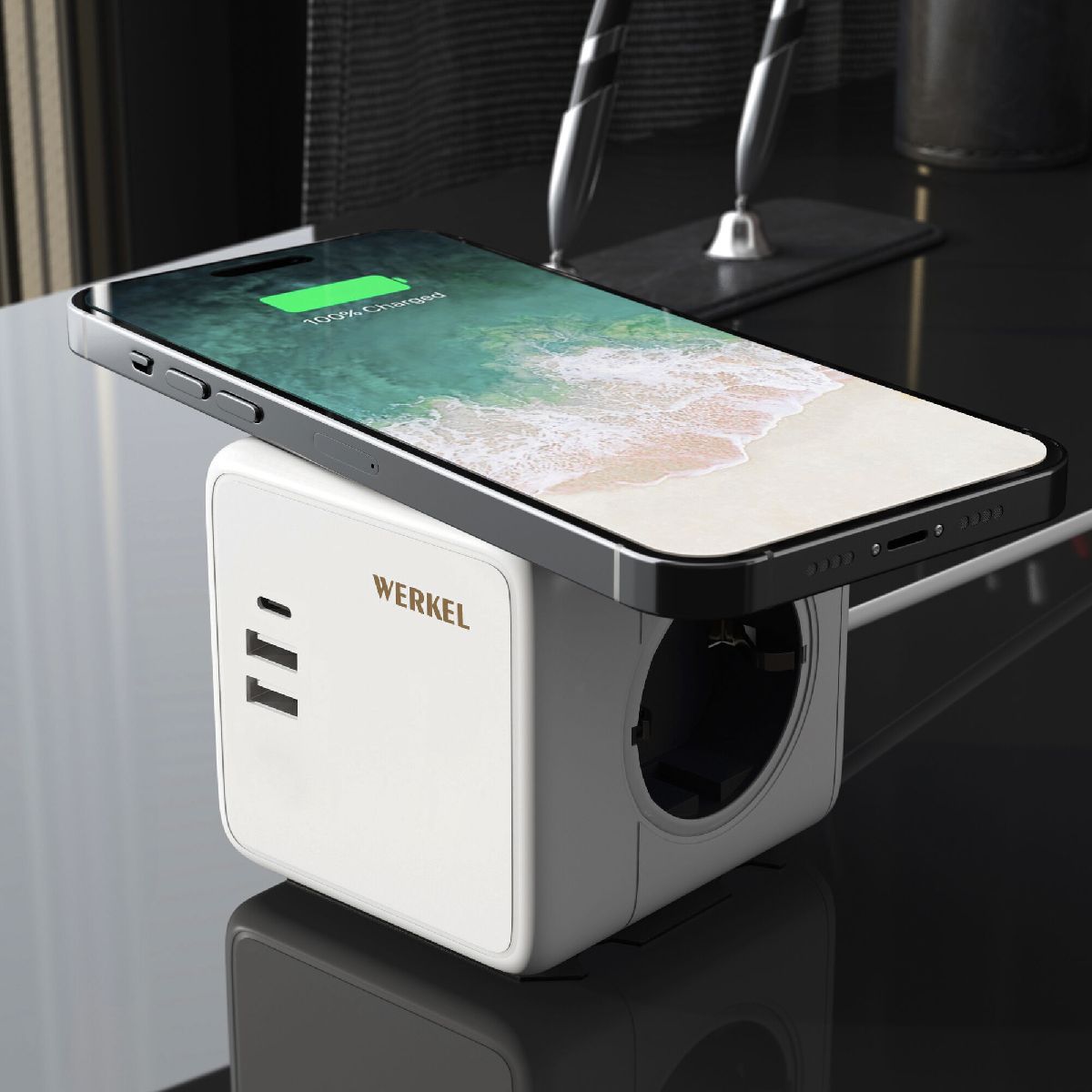 Розеточный блок 3-местный + 3 USB + беспроводная зарядка Werkel 4690389204265 W6513501 a066454