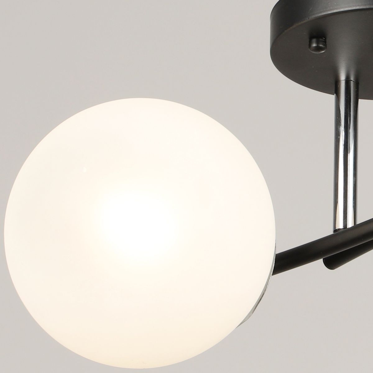 Потолочный светильник Reluce 02318-0.3-02 BK+CH