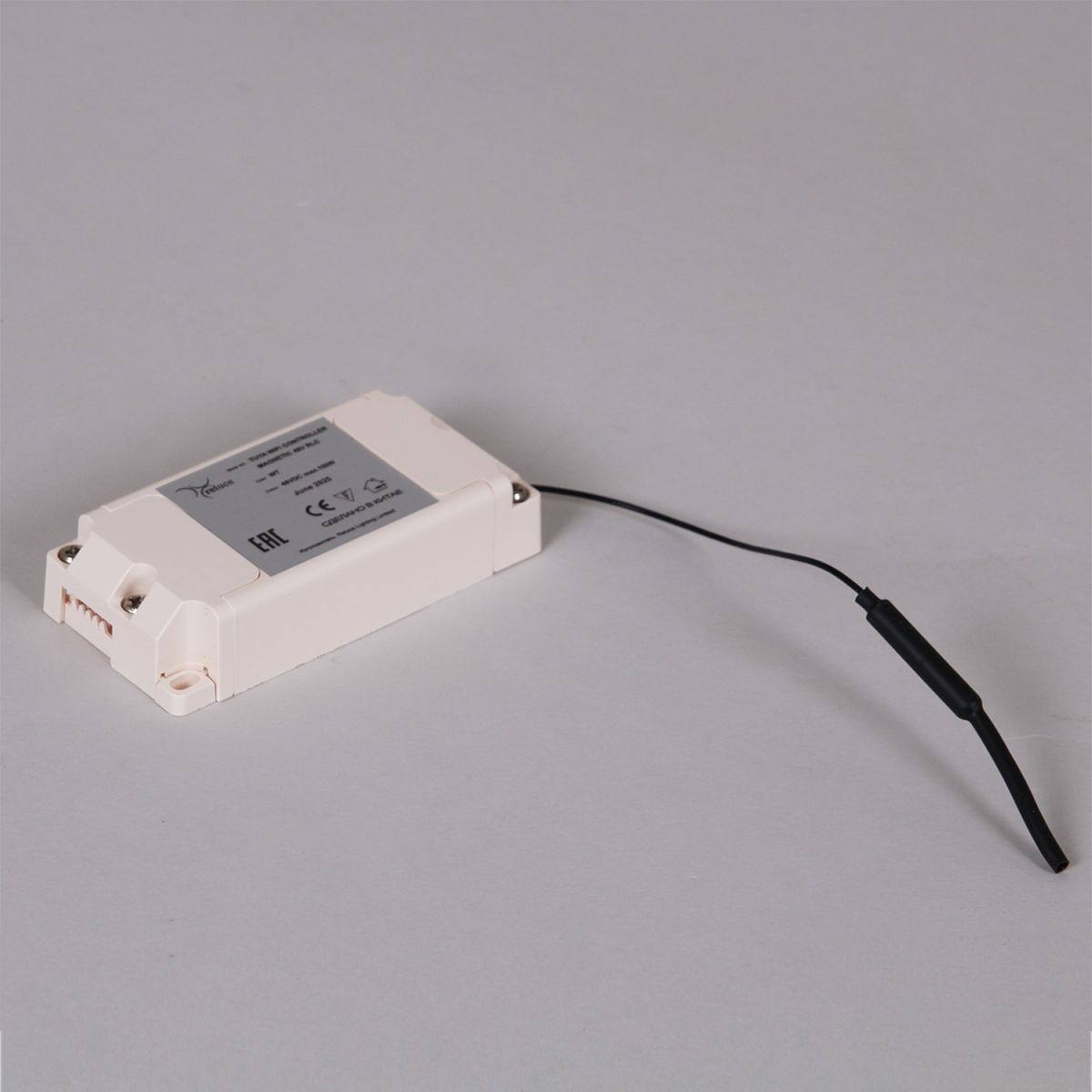 Умный блок питания для магнитных систем (CCT+SMART) Reluce TUYA WIFI CONTROLLER MAGNETIC 48V RLC WT