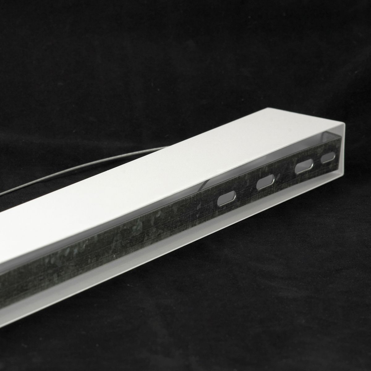 Линейно-подвесной светильник Lussole Bradford LSP-7452