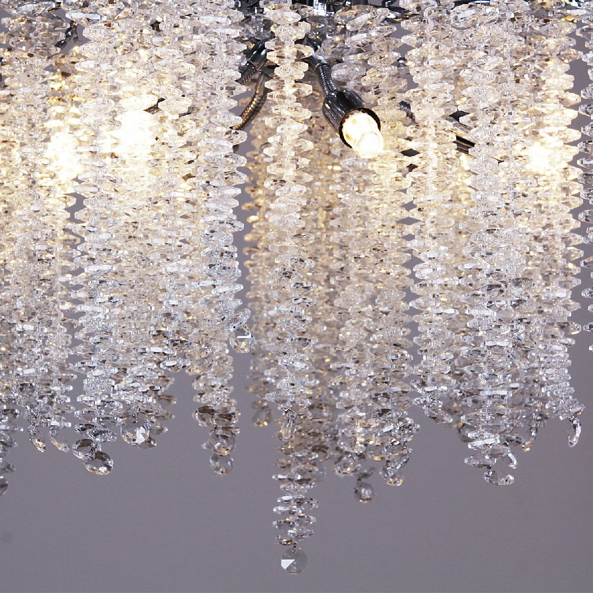 Потолочная люстра Reluce 01113-3.3-06