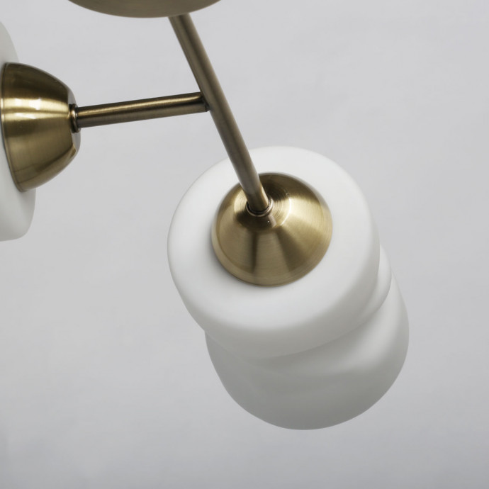 Потолочная люстра De Markt Акцент 680012106