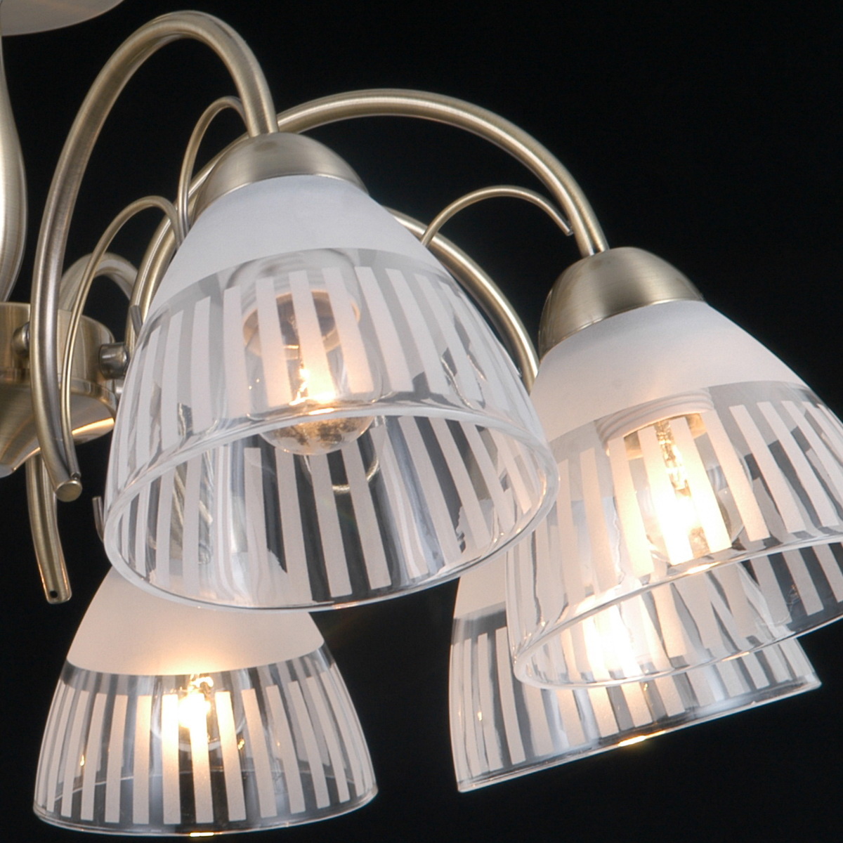 Люстра на штанге Illumico IL0434-8CSQ-79 AB