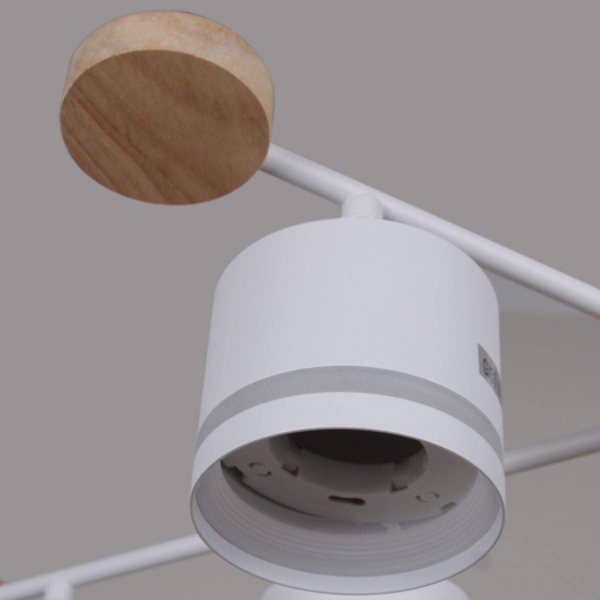 Люстра на штанге Reluce 78730-0.3-06 GX53 WH+WOOD