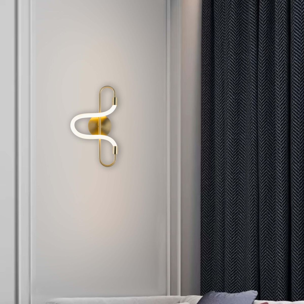 Настенный светильник Alfa Light F1024-13