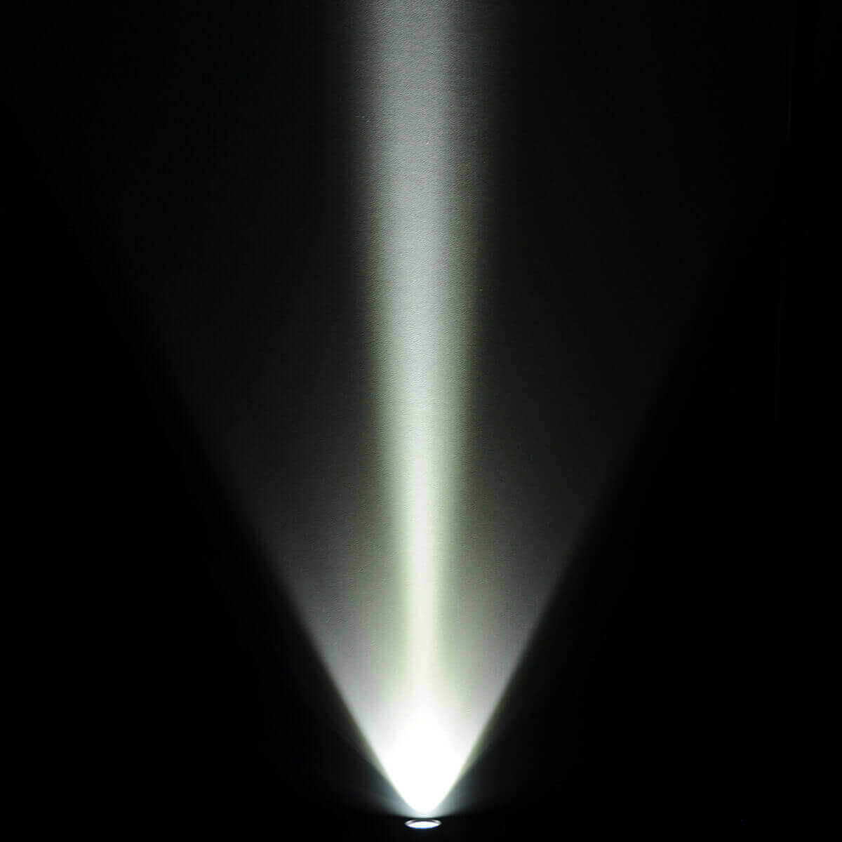 Ручной светодиодный фонарь Elektrostandard Gilmor от батареек 110х32 234 лм 4690389087776