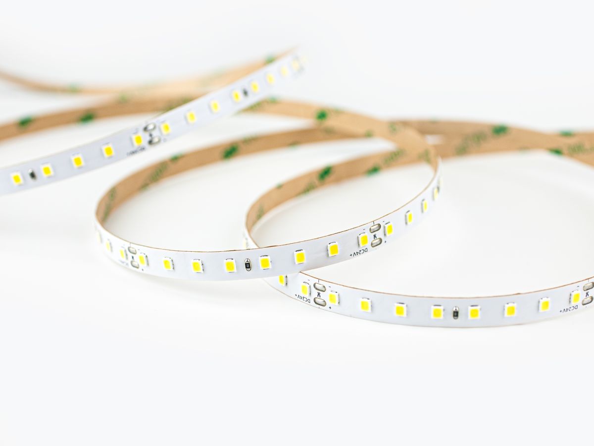 Светодиодная лента LEDS POWER 2835 112/м (10Вт/м) 24В холодная, серия ПРО125 008899