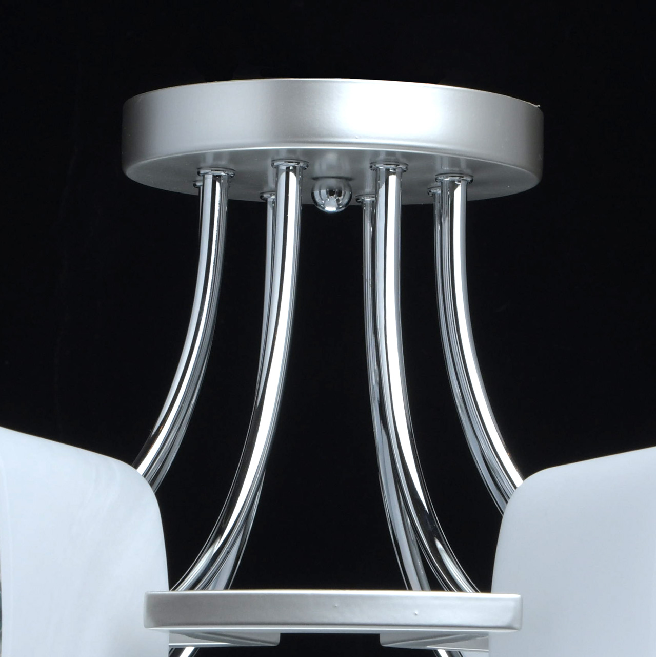 Потолочная люстра De Markt Тетро 673013508