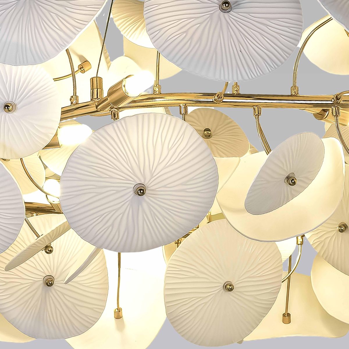 Подвесная люстра Alfa Light F3224-18