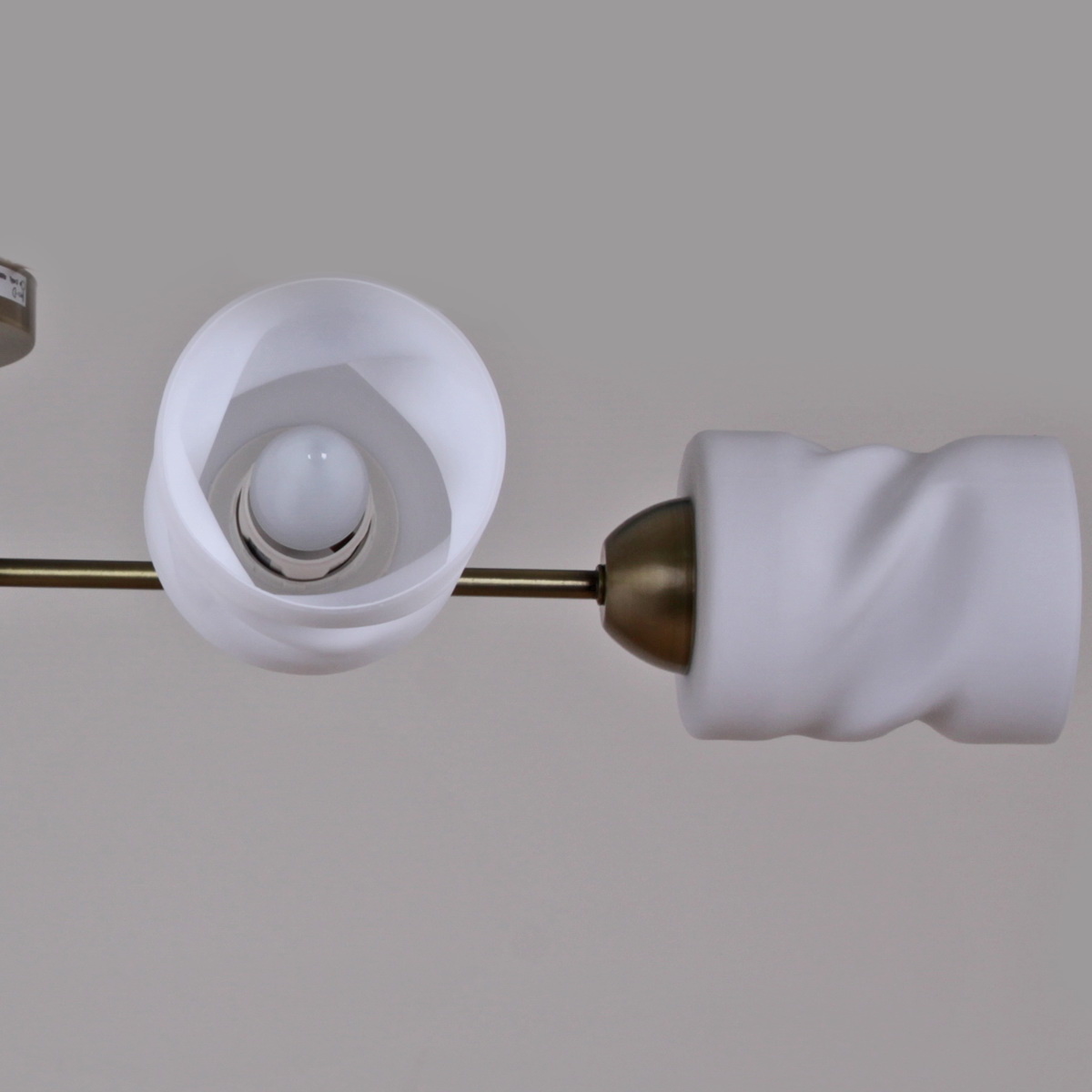 Люстра на штанге Illumico IL0283-4CSQ-79 AB