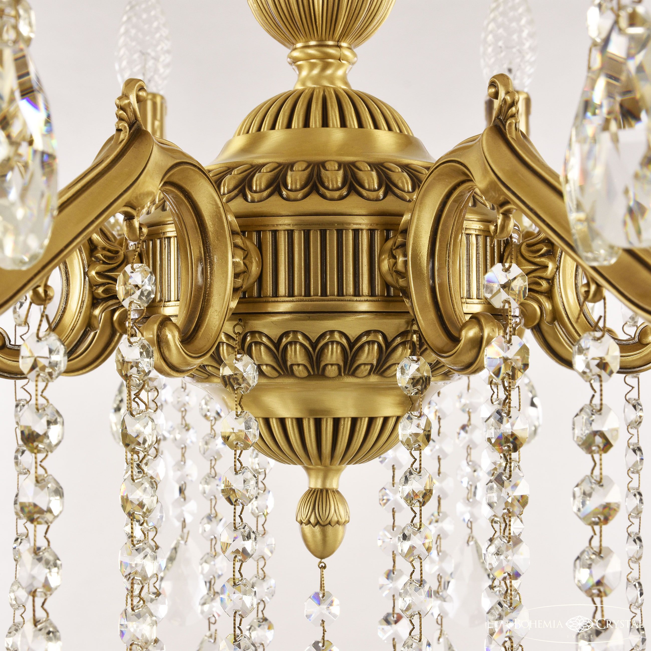 Подвесная люстра Bohemia Ivele Crystal 73102/8/210 B FP