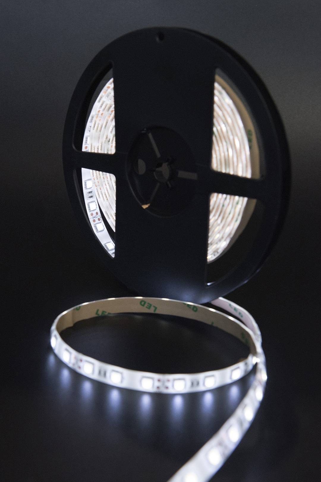 Светодиодная лента SWG SWG560-12-14.4-NW-65 001063