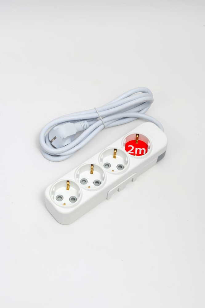 Удлинитель с/з 4вх с защитными шторками ELBI Myra 527-010202-421