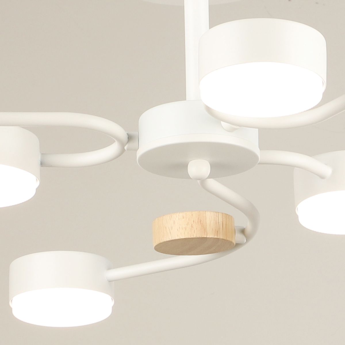 Люстра на штанге Reluce 92860-0.3-06 WT+WOOD GX53