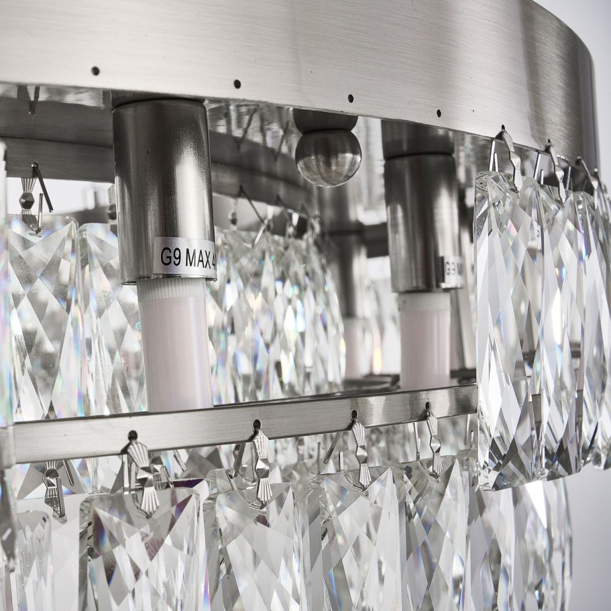 Подвесная люстра Favourite Magnitudo 4715-16P